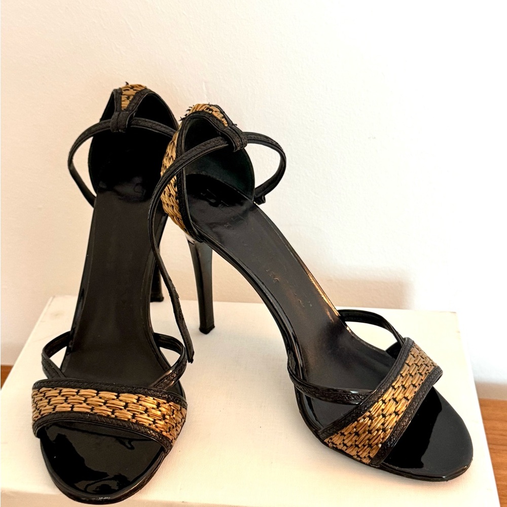 BURBERRY Black Patent Leather & Bronze Open Toe Stillettos / size: 39.5